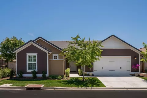 3496 Trenton Ln, Clovis, CA 93619 photo 1