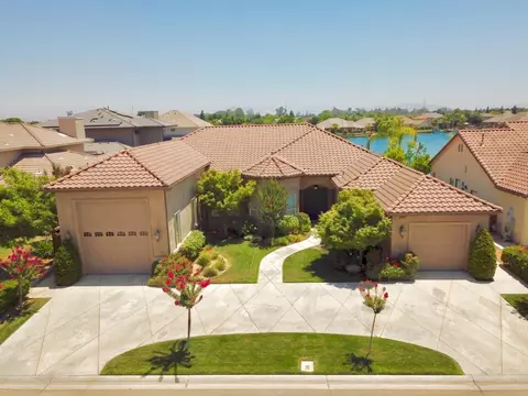 4704 N Island Vw, Clovis, CA 93619 photo 1