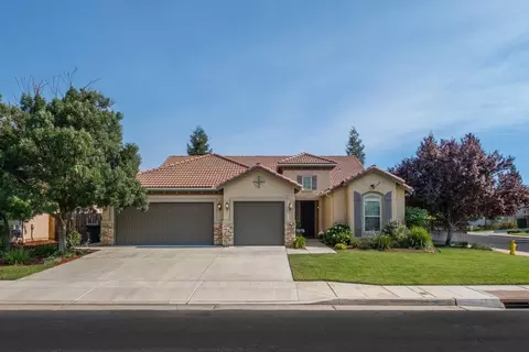498 W Fremont Ave, Clovis, CA 93612 photo 1