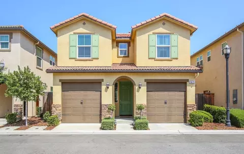 3675 Alcove Way, Clovis, CA 93611 photo 1