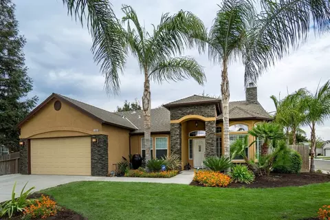 1836 Tamarack Ave, Sanger, CA 93657 photo 1