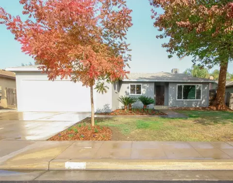 1739 Santa Ana Ave, Clovis, CA 93611 photo 1
