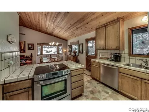 1053 Fairway Ct, Murphys, CA 95247 photo 7