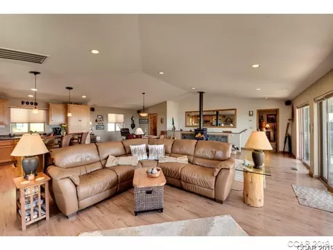 1102 Laurel, Murphys, CA 95247 photo 13