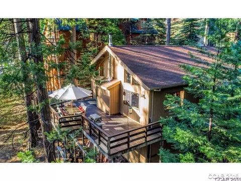 506 Mauna Kea Dr, Arnold, CA 95223 photo 4