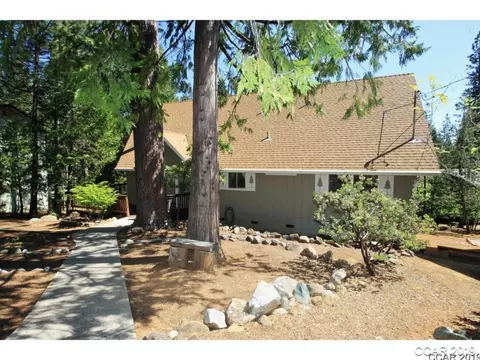 3102 Gold Hill Cir, Arnold, CA 95223 photo 2