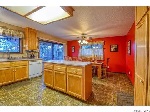 2056 Kit Carson Cir, Arnold, CA 95223 photo 8