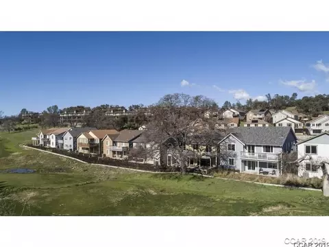 640 Edgewood Loop, Angels Camp, CA 95222 photo 2