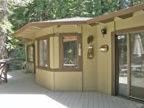 895 Meadow Dr, Arnold, CA 95223 photo 3