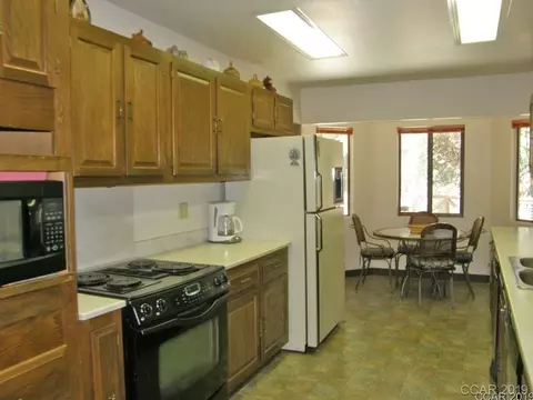 895 Meadow Dr, Arnold, CA 95223 photo 11