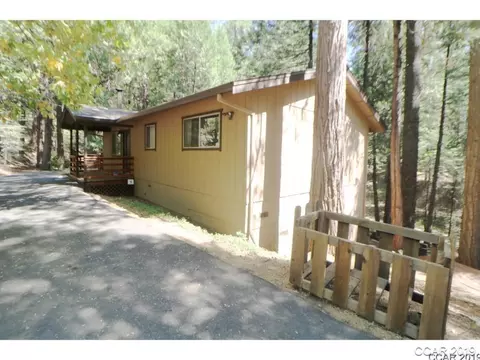 884 Meadow Dr, Arnold, CA 95223 photo 25