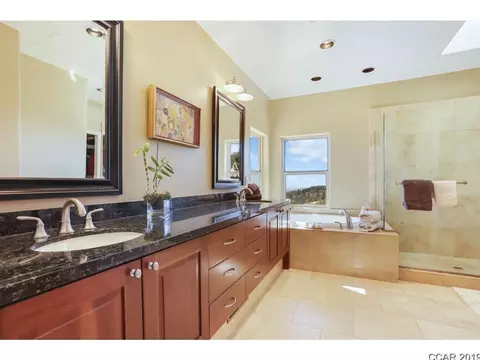 951 Sandalwood Dr, Murphys, CA 95247 photo 13