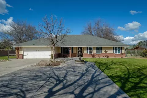 5560 E International Ave, Clovis, CA 93619 photo 1