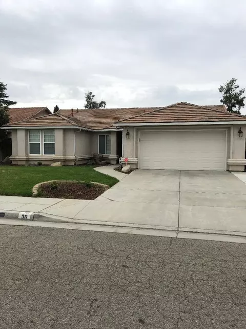 36 Asilomar Dr, Madera, CA 93637 photo 1