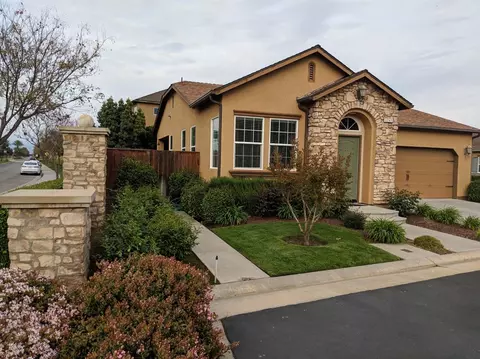 3741 Salem Ln, Clovis, CA 93619 photo 1