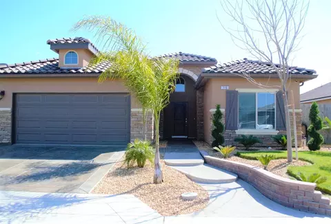716 Ficklin Dr, Madera, CA 93637 photo 1
