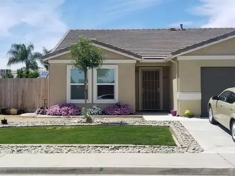 336 Solano St, Madera, CA 93638 photo 1