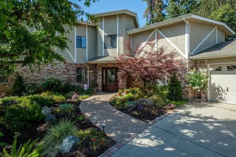 482 Timmy Ave, Clovis, CA 93612 photo 1