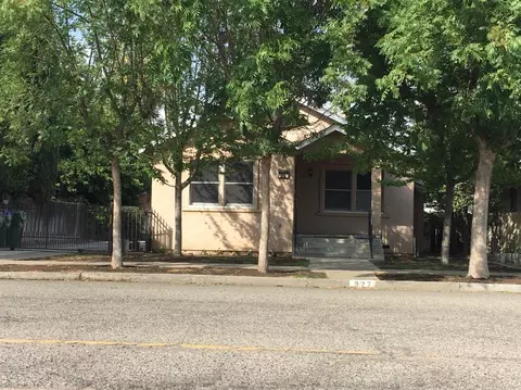 327 S 4th St, Fowler, CA 93625 photo 1