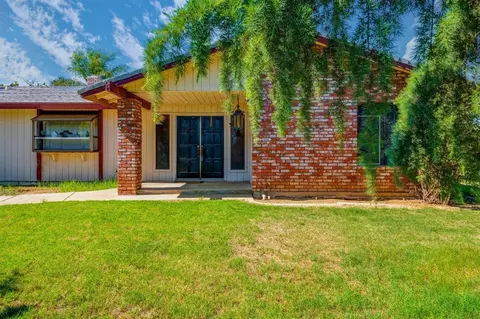 11824 E Mckinley Ave, Sanger, CA 93657 photo 1