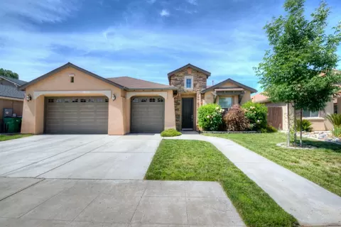 1046 Marc Ave, Fowler, CA 93625 photo 1