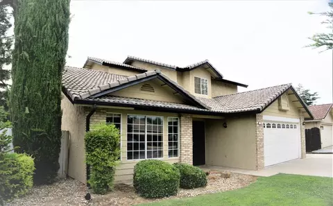 138 N Amber Ave, Clovis, CA 93611 photo 1
