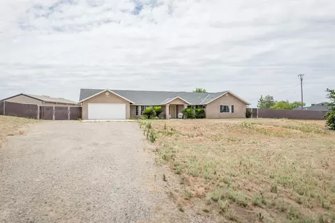 17346 Paula Rd, Madera, CA 93636 photo 1