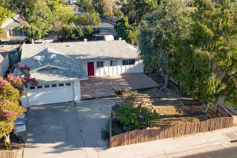 890 W Euclid Ave, Clovis, CA 93612 photo 1