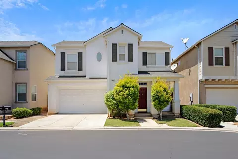 1634 N Dublin Ln, Clovis, CA 93619 photo 1