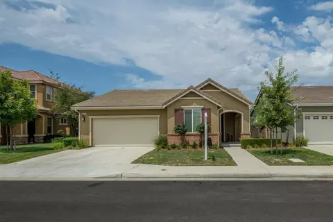 3477 Mecca Ave, Clovis, CA 93619 photo 1