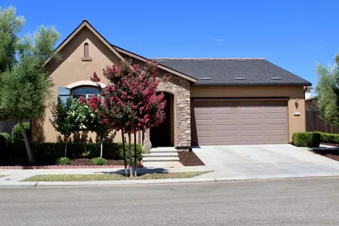 3142 Maine Ave, Clovis, CA 93619 photo 1