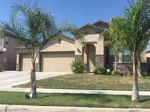 2968 4th St, Sanger, CA 93657 photo 1
