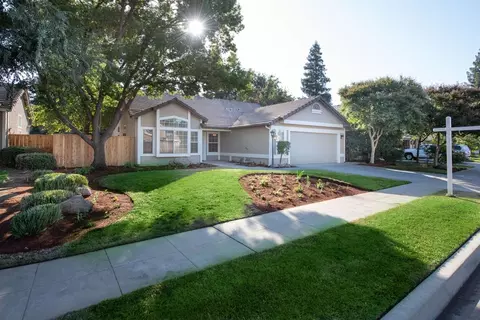 1153 N Halifax Ave, Clovis, CA 93611 photo 1