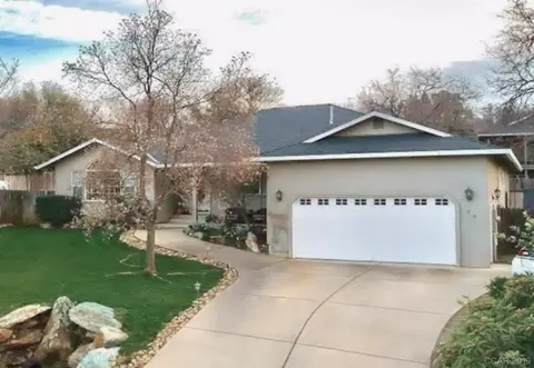 74 Mistletoe Ln, Angels Camp, CA 95222 photo 2