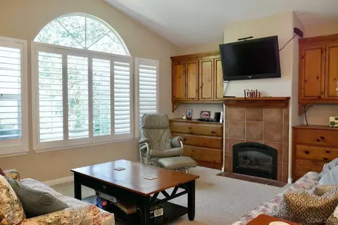 74 Mistletoe Ln, Angels Camp, CA 95222 photo 6