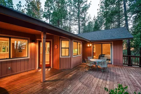 609 Larkspur Ct, Murphys, CA 95247 photo 4