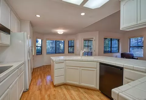 609 Larkspur Ct, Murphys, CA 95247 photo 9