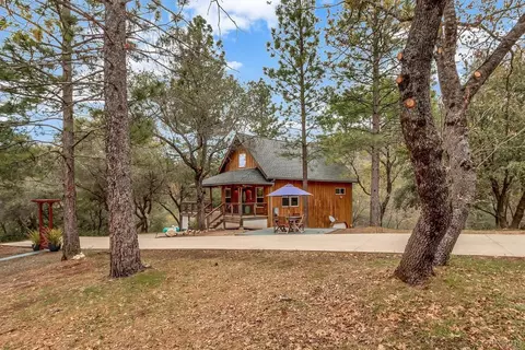 376 Crestview Drive Rd, Murphys, CA 95247 photo 2