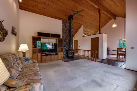 815 Buckthorn Drive Dr, Murphys, CA 95247 photo 2