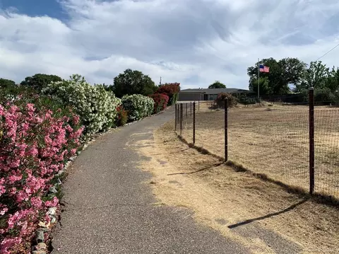 3653 Quail Hill Rd, Copperopolis, CA 95228 photo 2
