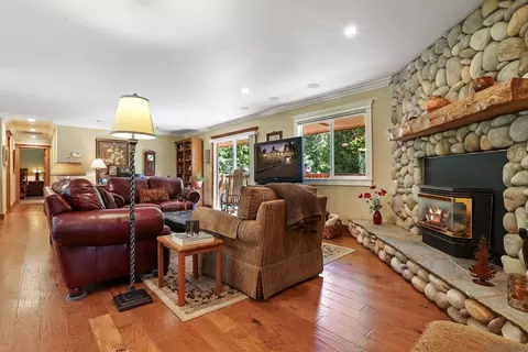 3011 Pine Knoll Dr, Arnold, CA 95223 photo 7