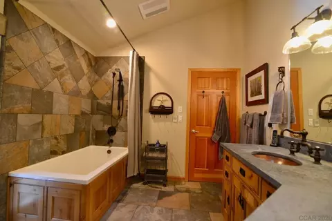 2409 Monetier Dr, Arnold, CA 95223 photo 30