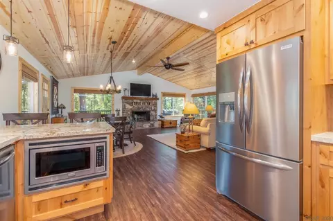 2788 Chamonix Dr, Arnold, CA 95223 photo 16