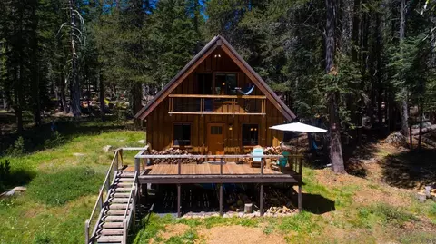 24 Silvertip Dr, Arnold, CA 95223 photo 4