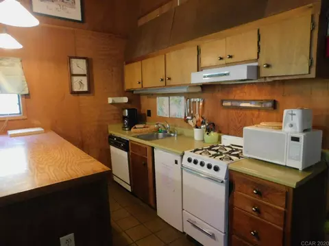29 Eberhardt Cir, Bear Valley, CA 95223 photo 3