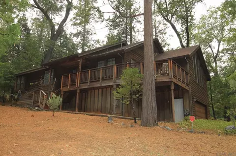 2117 E Mokelumne Dr, Arnold, CA 95223 photo 1