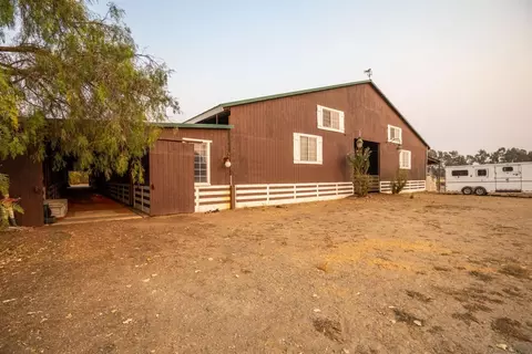 10607 Limestone Dr, Wallace, CA 95254 photo 2