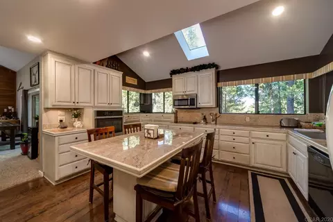 3130 Crystal Way, Arnold, CA 95223 photo 9