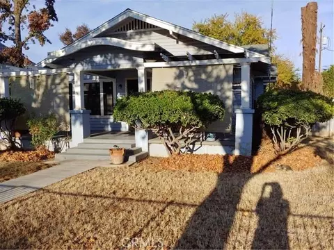 317 N C St, Madera, CA 93638 photo 1