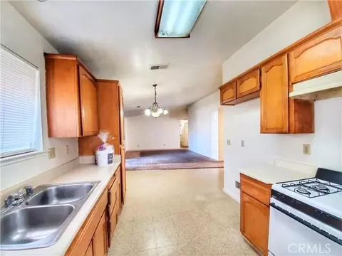 115 Martin St, Madera, CA 93637 photo 1